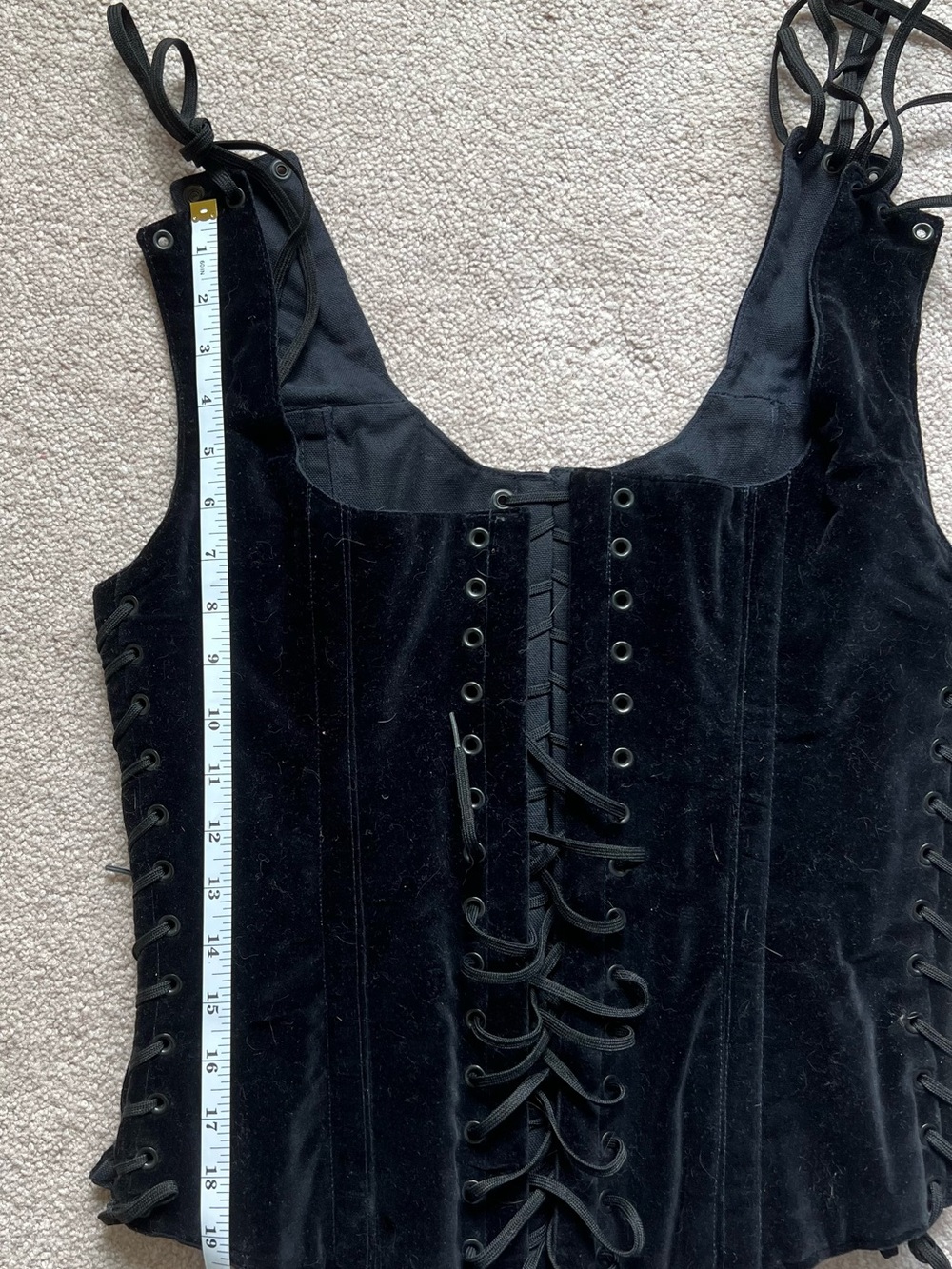 Black Lace-Up Velvet Bodice Corset Top - Picture 6 of 9